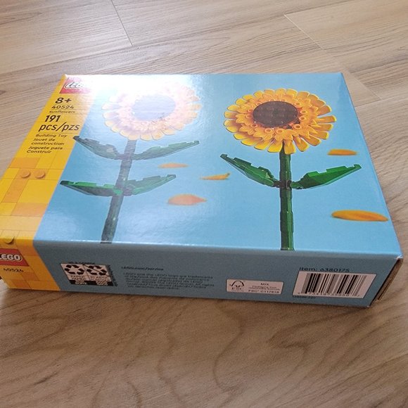 LEGO Sunflowers (40524) - Brand new, perfect condition (note:Multiple available) - Picture 6 of 6